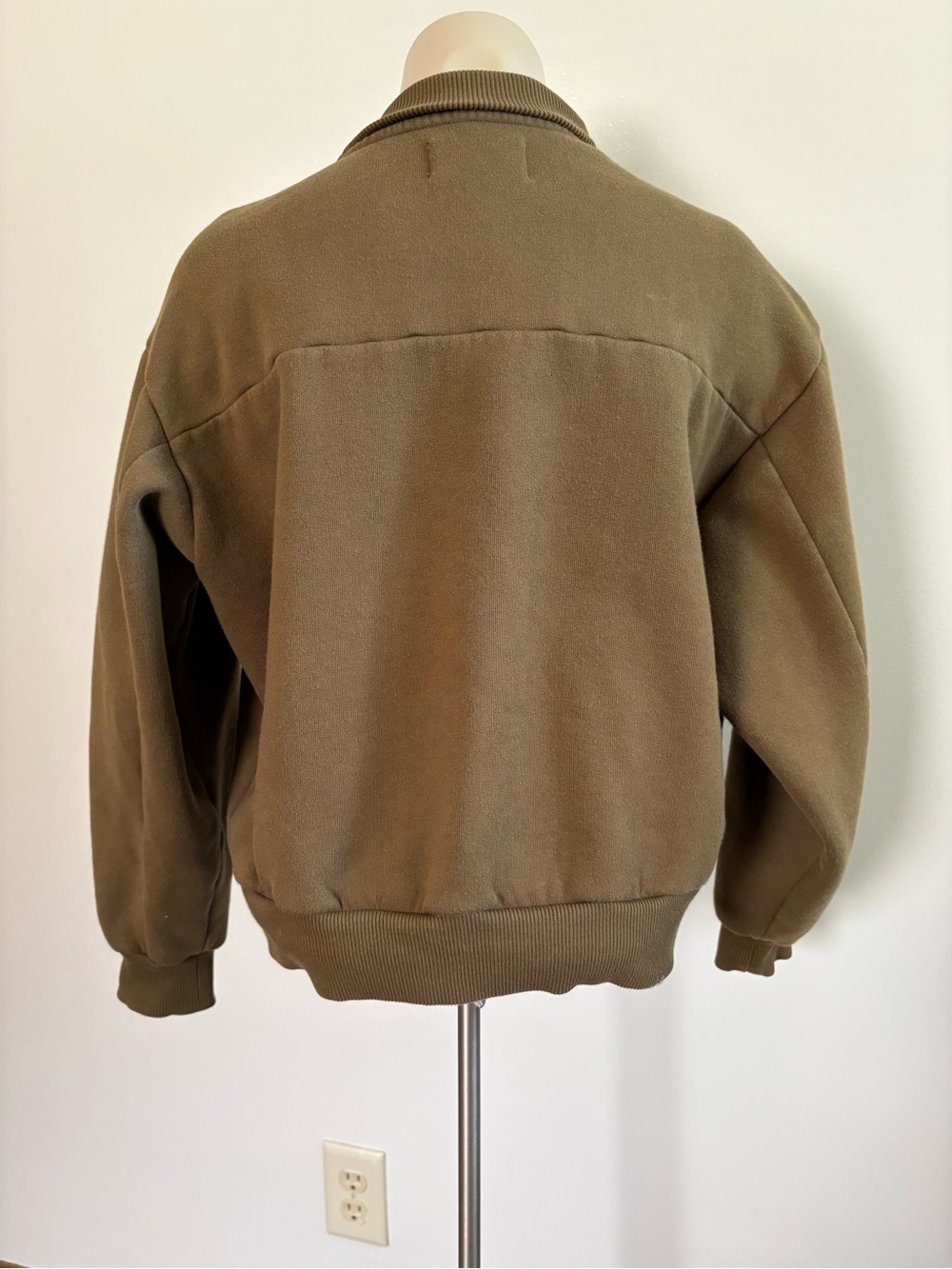 Everlane The Track Half-Zip Cropped Sweatshirt Olive Green Size Small - Picture 4 of 9